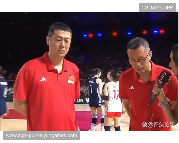 教练在场边的骂人全场都听见，教练骂人原因找到了